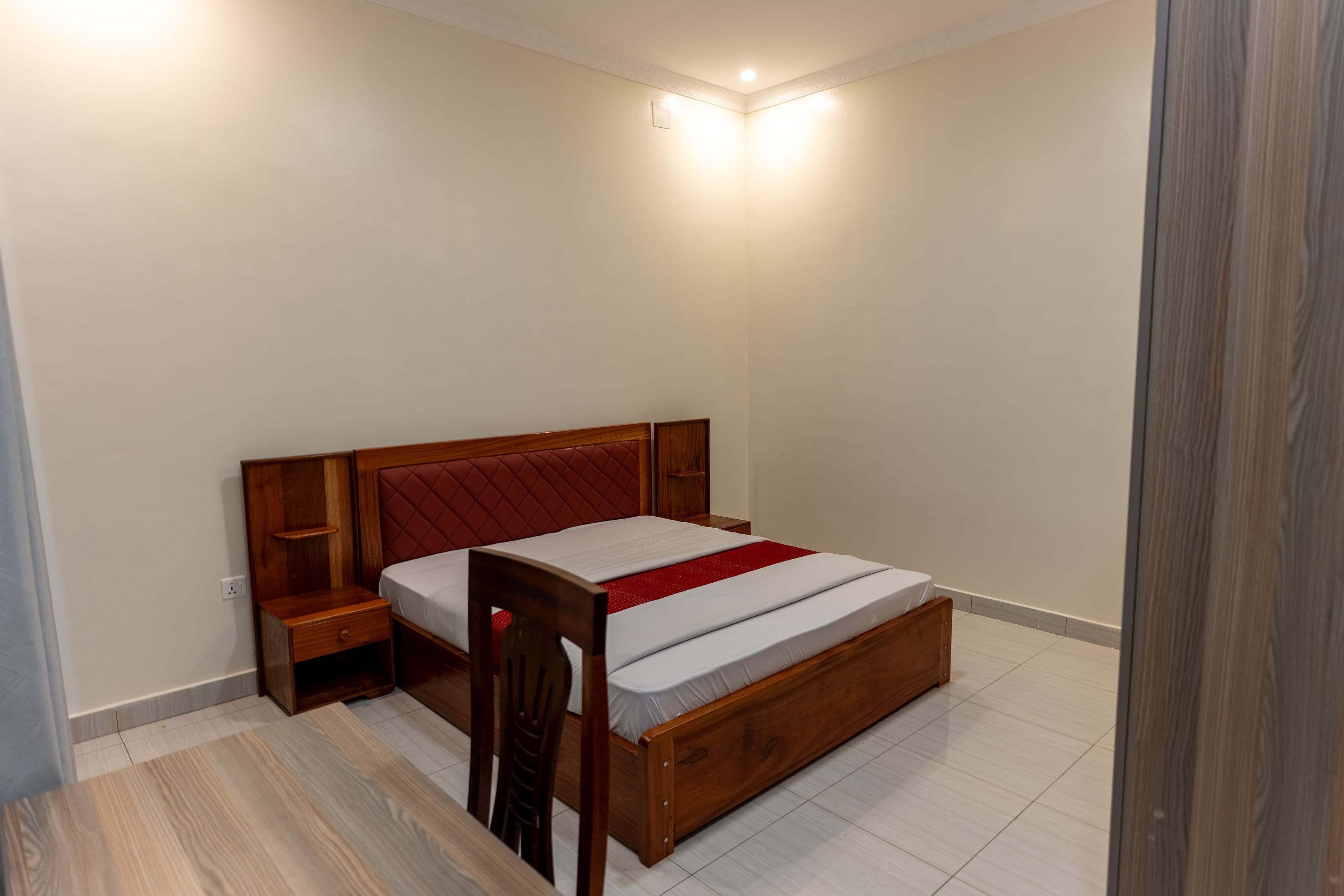 Deluxe Suite gallery 2